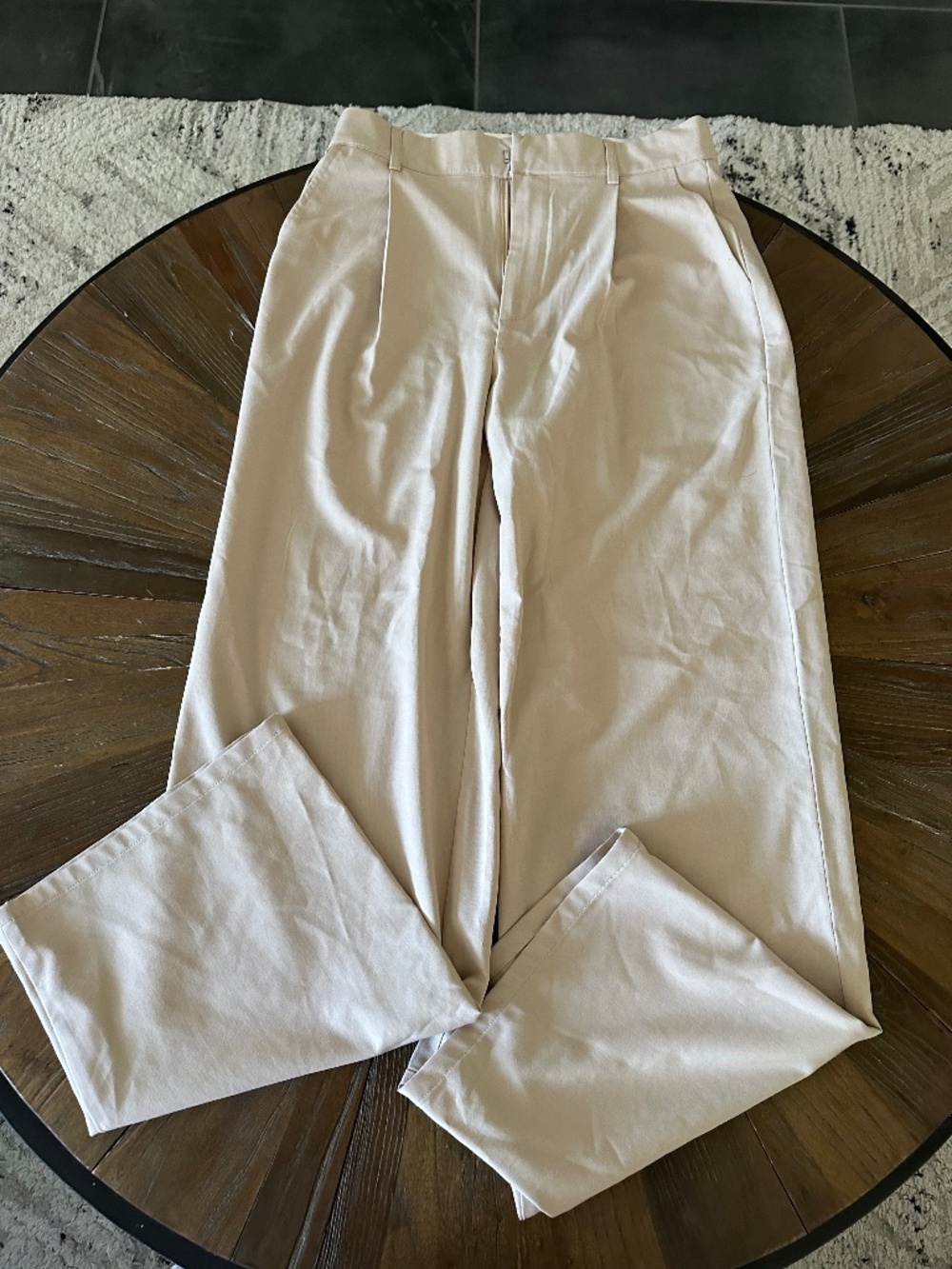 Like new Cotton:On women’s trousers!  Size 4 . Perfect fit!